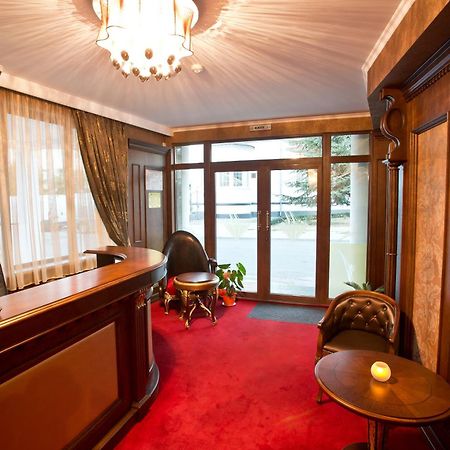 Hotel Diamond Kazanlŭk المظهر الخارجي الصورة
