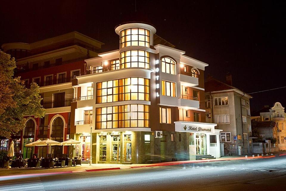 Hotel Diamond Kazanlŭk المظهر الخارجي الصورة