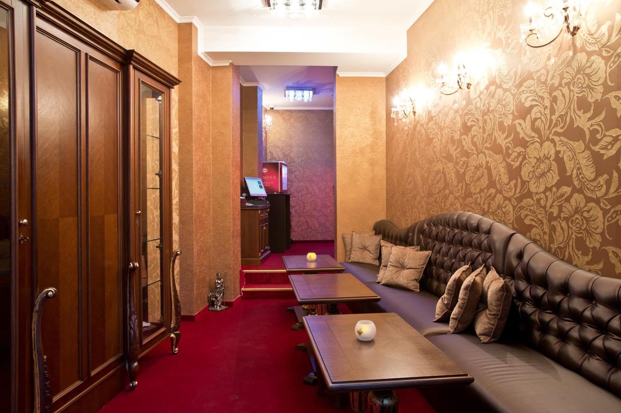 Hotel Diamond Kazanlŭk المظهر الخارجي الصورة