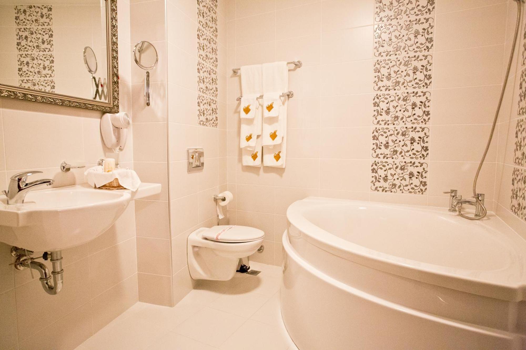 Hotel Diamond Kazanlŭk المظهر الخارجي الصورة