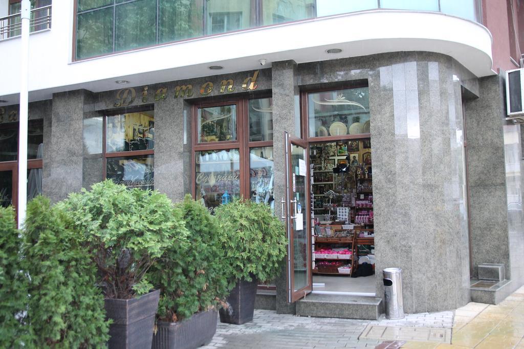 Hotel Diamond Kazanlŭk المظهر الخارجي الصورة