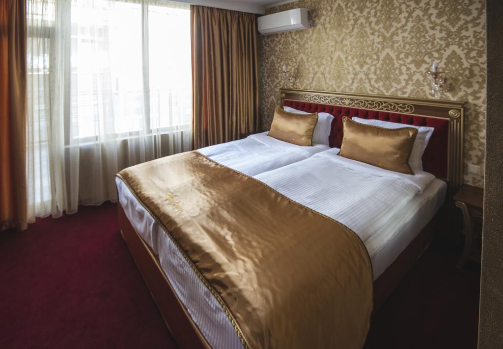 Hotel Diamond Kazanlŭk المظهر الخارجي الصورة
