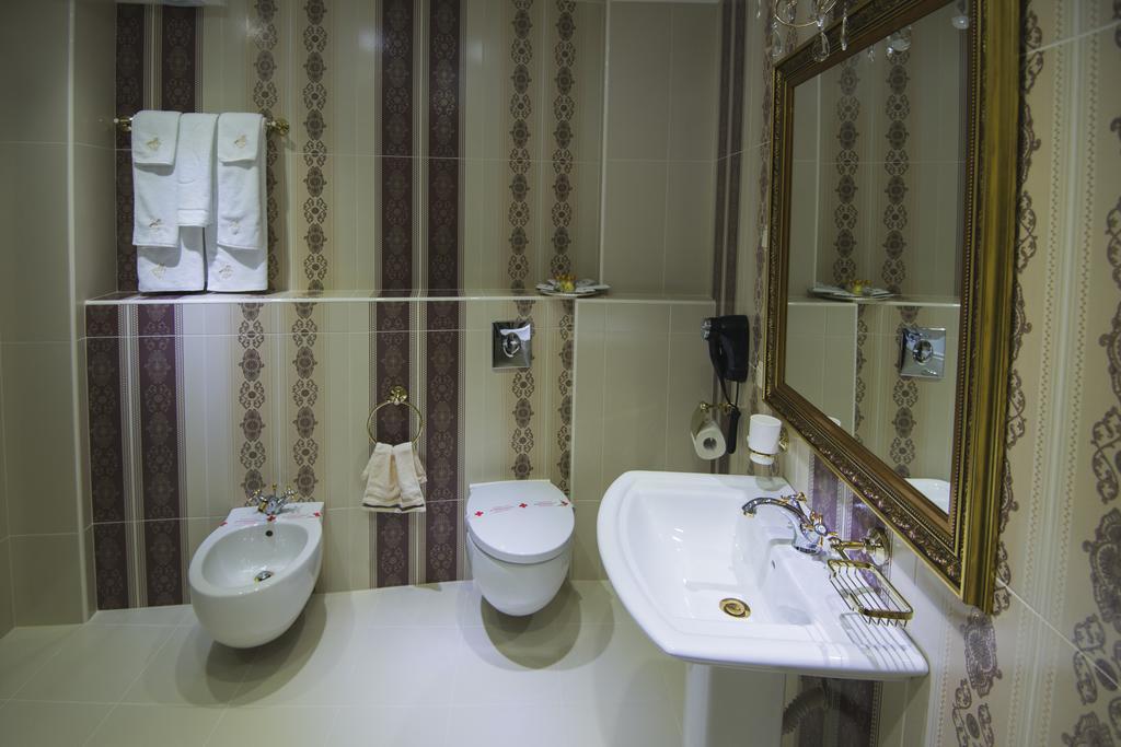 Hotel Diamond Kazanlŭk المظهر الخارجي الصورة