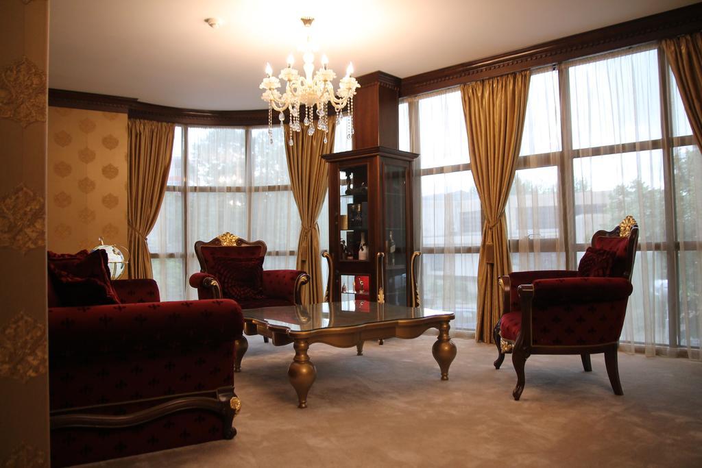 Hotel Diamond Kazanlŭk المظهر الخارجي الصورة